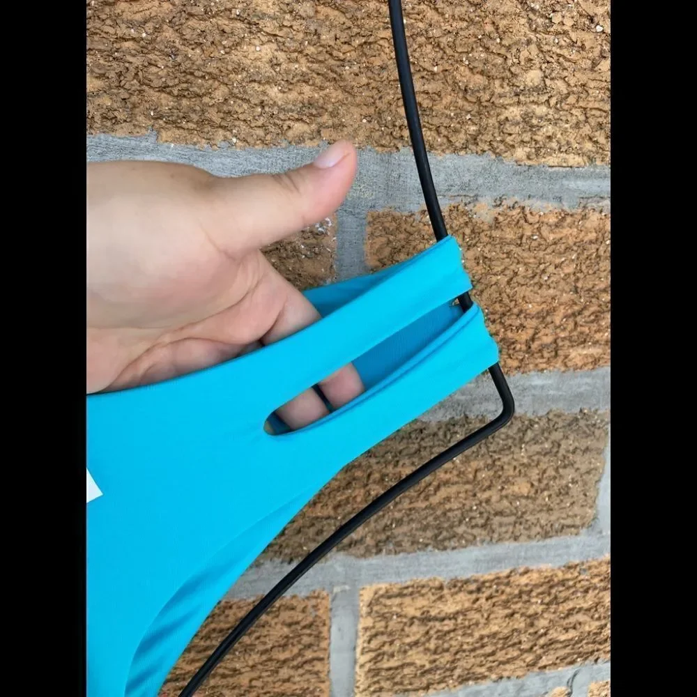 turquoise color